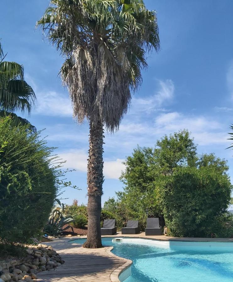 Beautiful Villa With A Stunning View Roujan Exterior photo