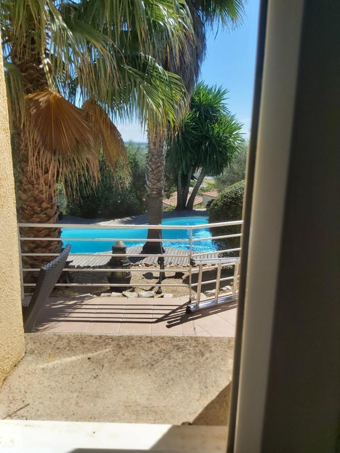Beautiful Villa With A Stunning View Roujan Exterior photo