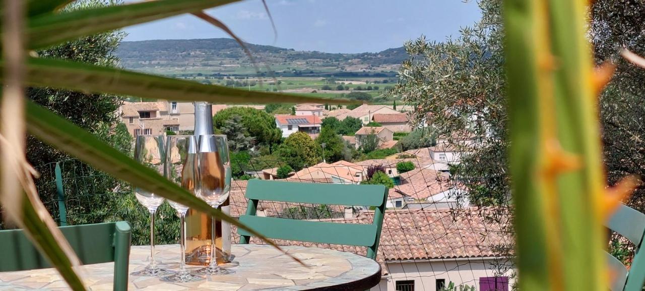Beautiful Villa With A Stunning View Roujan Exterior photo